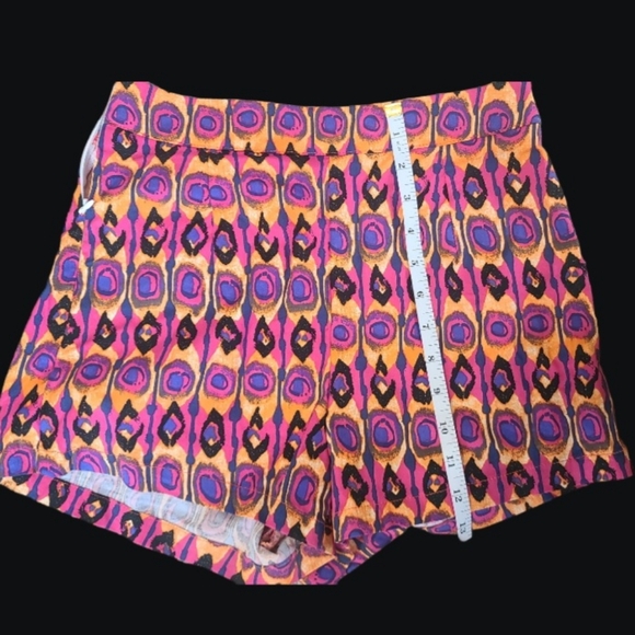 Womens Multi-color Side zip shorts Sz xs NWOT - Picture 4 of 6